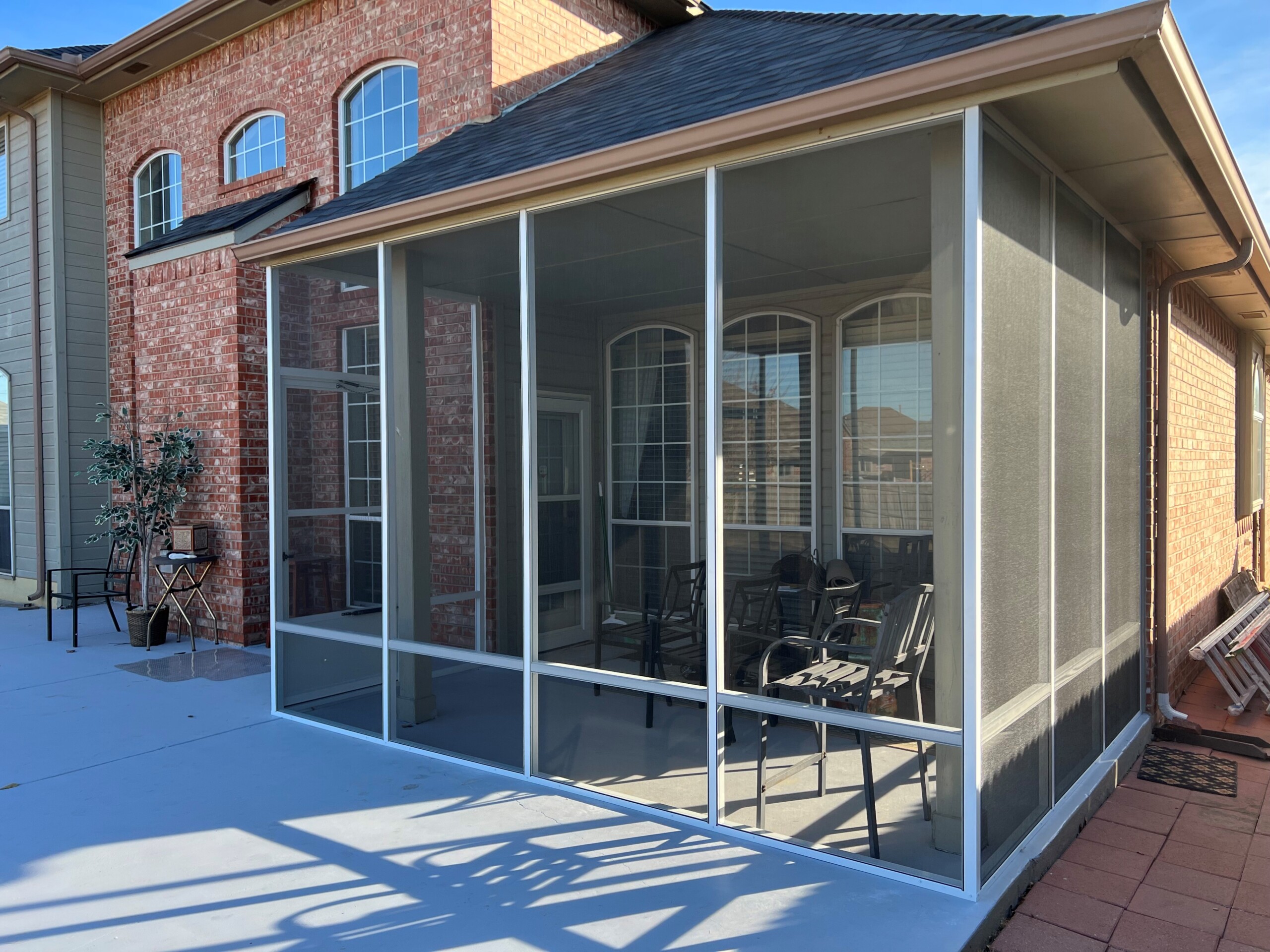 Screen room